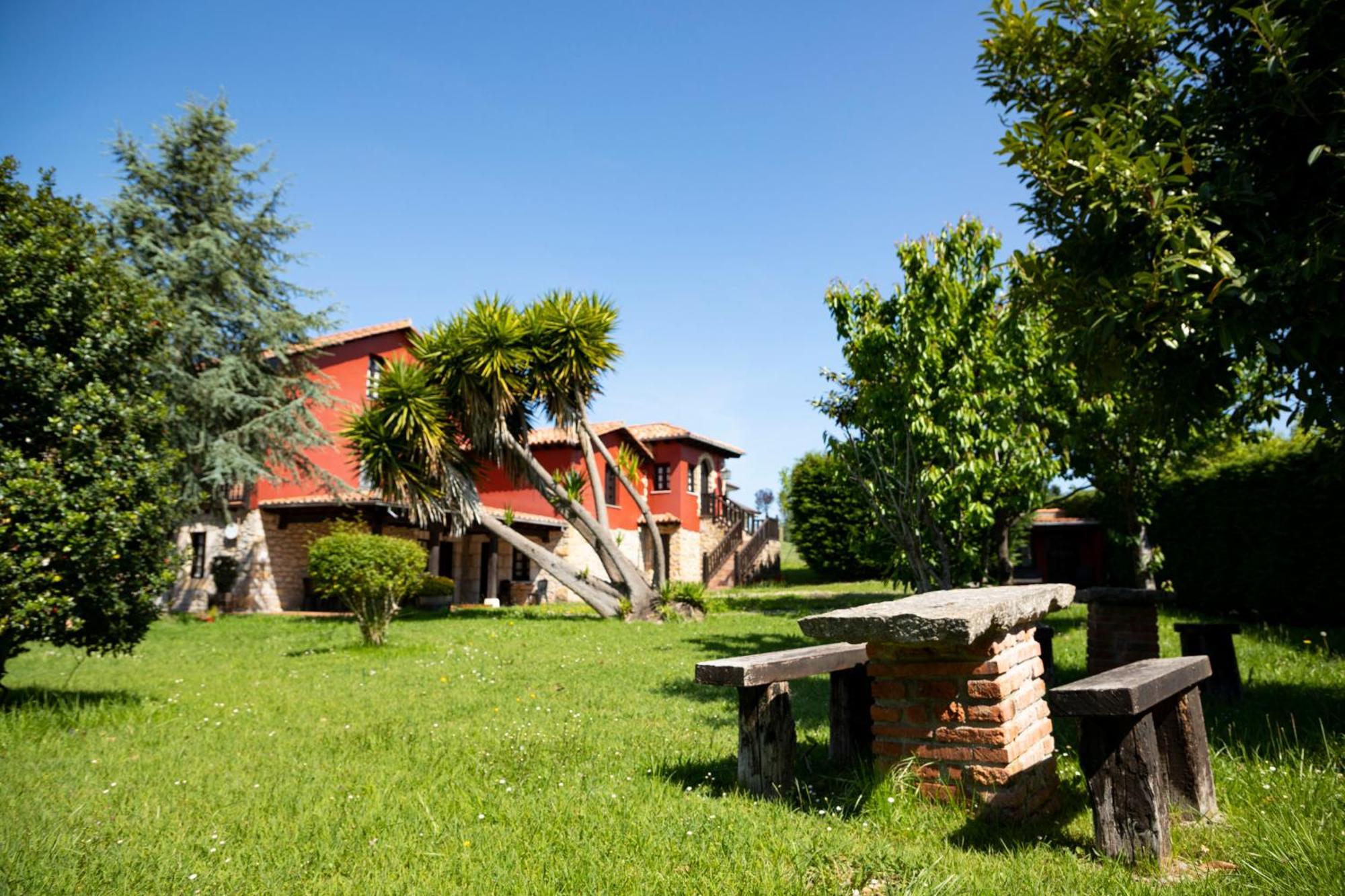 Apartamentos La Gloria Santillana del Mar Buitenkant foto